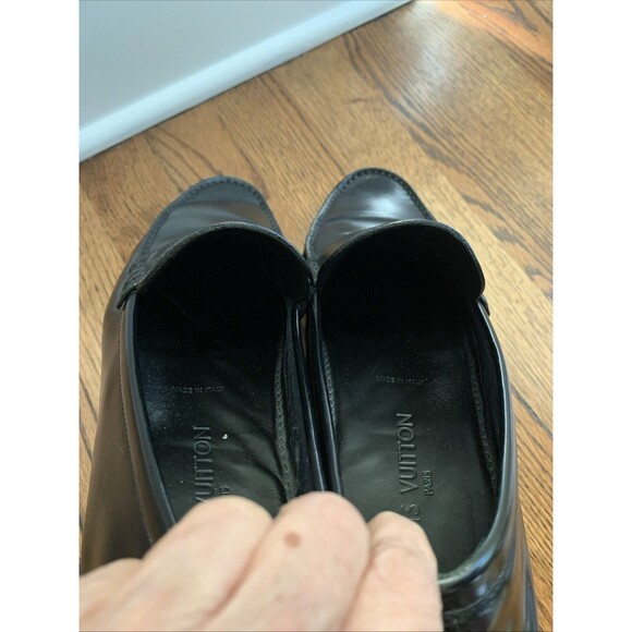 Louis Vuitton Men\'s Black  Driver Loafer Size 8 main image 9